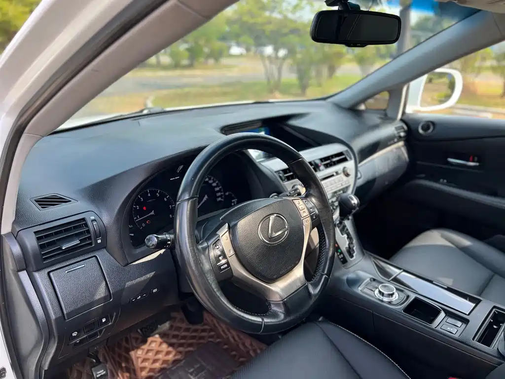 Lexus RX Classic — миниатюра 8