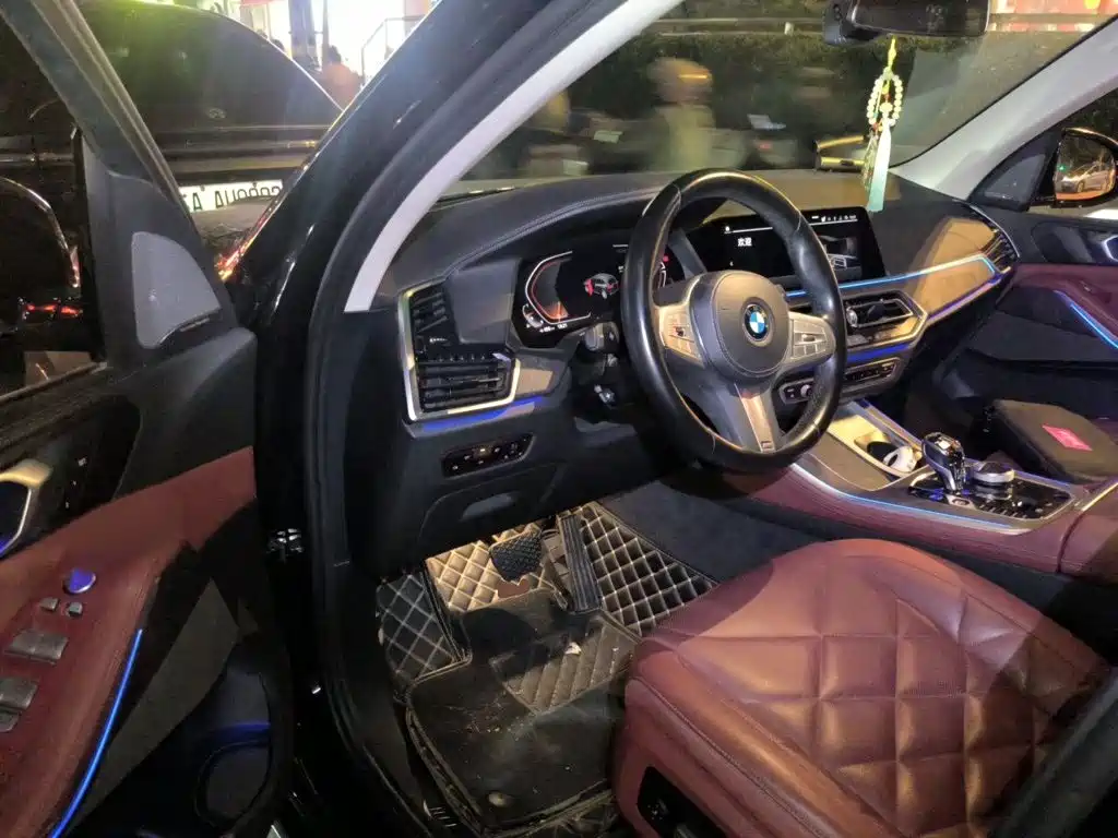 BMW X5 — миниатюра 14