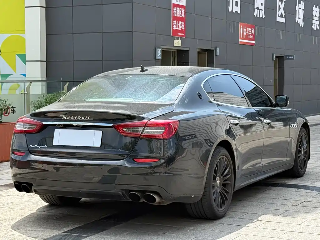 Maserati Quattroporte — миниатюра 11
