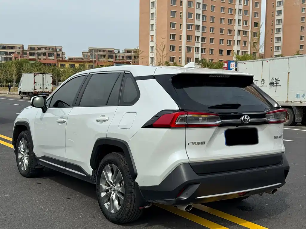 Toyota Wildlander — миниатюра 9