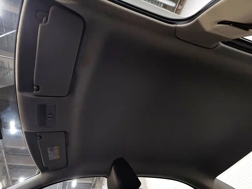 Skoda Rapid — миниатюра 21