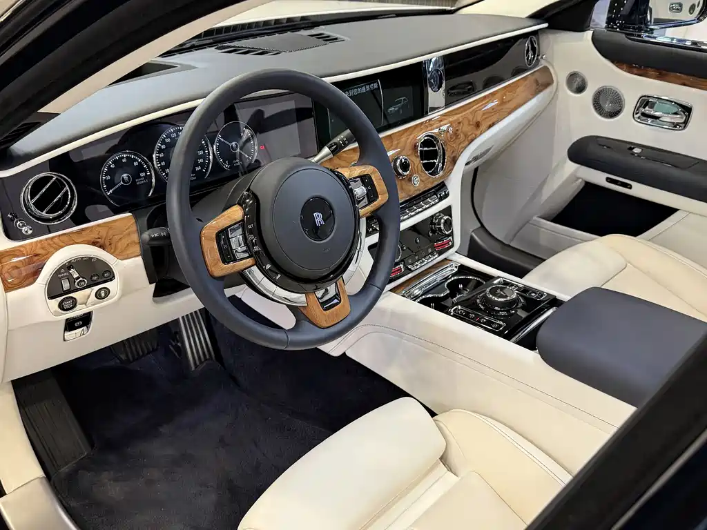 Rolls-Royce Ghost — фотографии объявления, Фото 23
