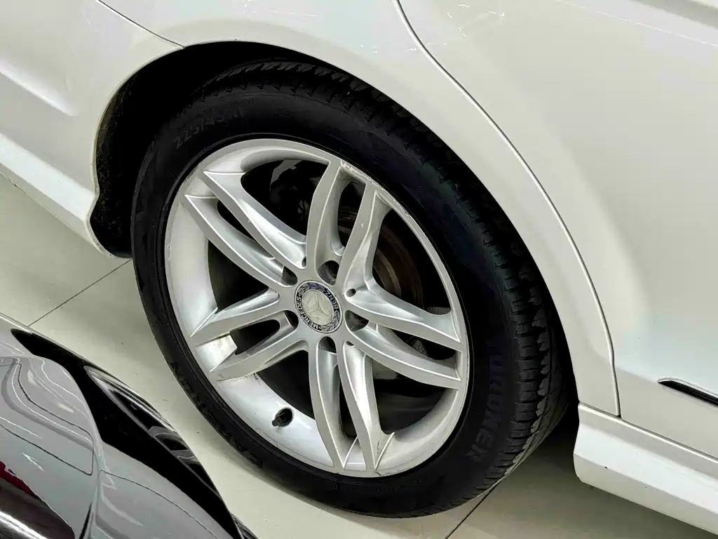 Mercedes-Benz C-Class — миниатюра 14