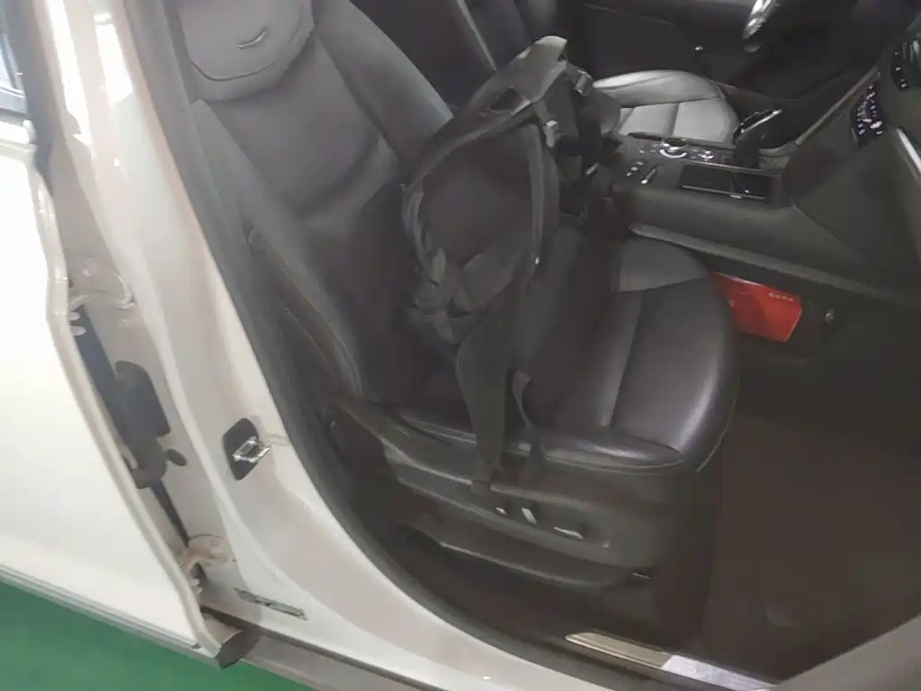 Cadillac XT5 — миниатюра 25