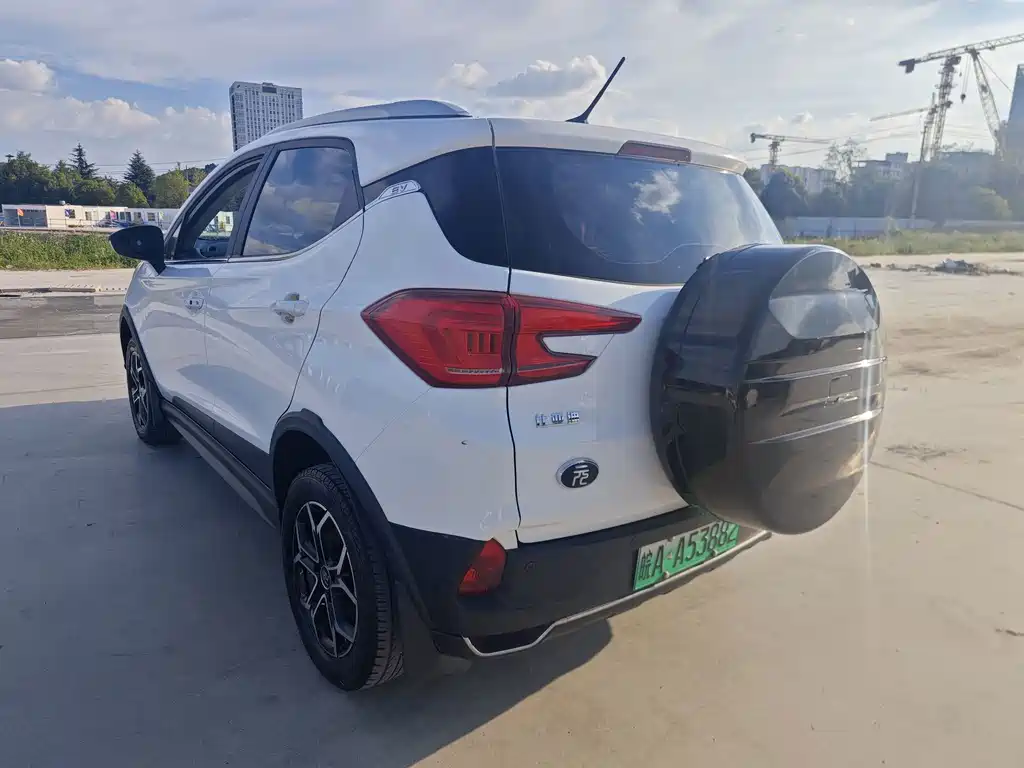 BYD Yuan Pro - фото 5