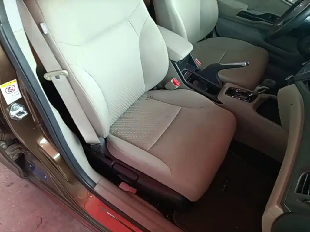 Honda Civic — миниатюра 25