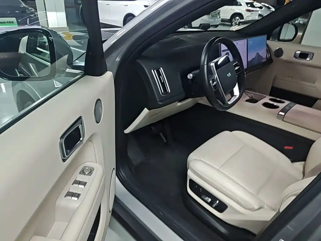 Li Auto Li L7 — миниатюра 16