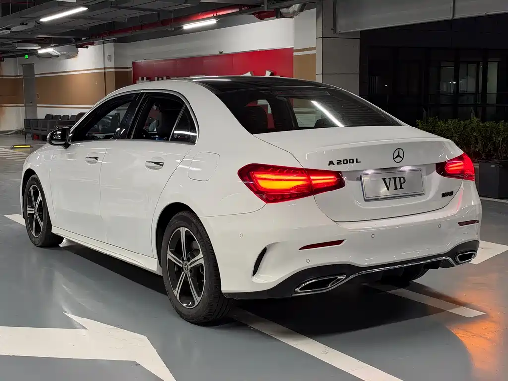 Mercedes-Benz A-Class 2023 — фото 6