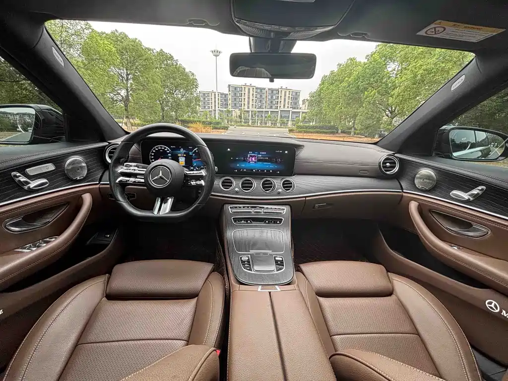 Mercedes-Benz E-Class E 2022 E 260 L