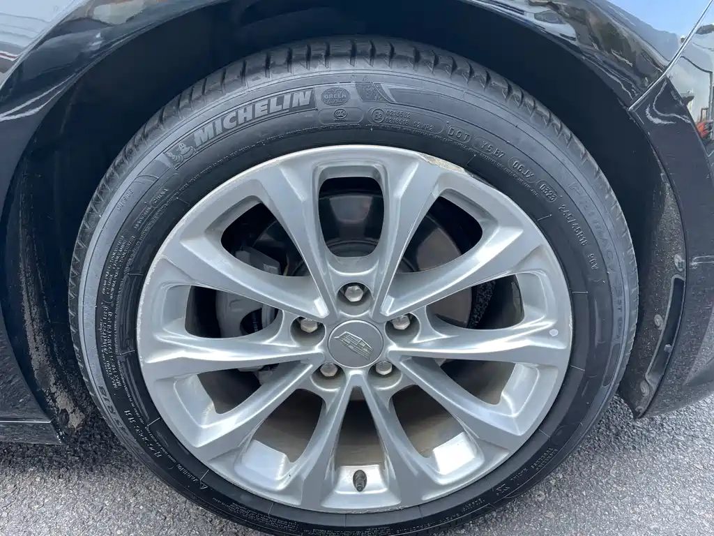 Cadillac CT5 — миниатюра 21