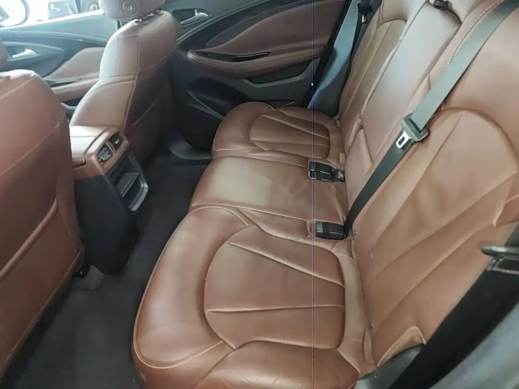 Buick Envision Plus — миниатюра 17