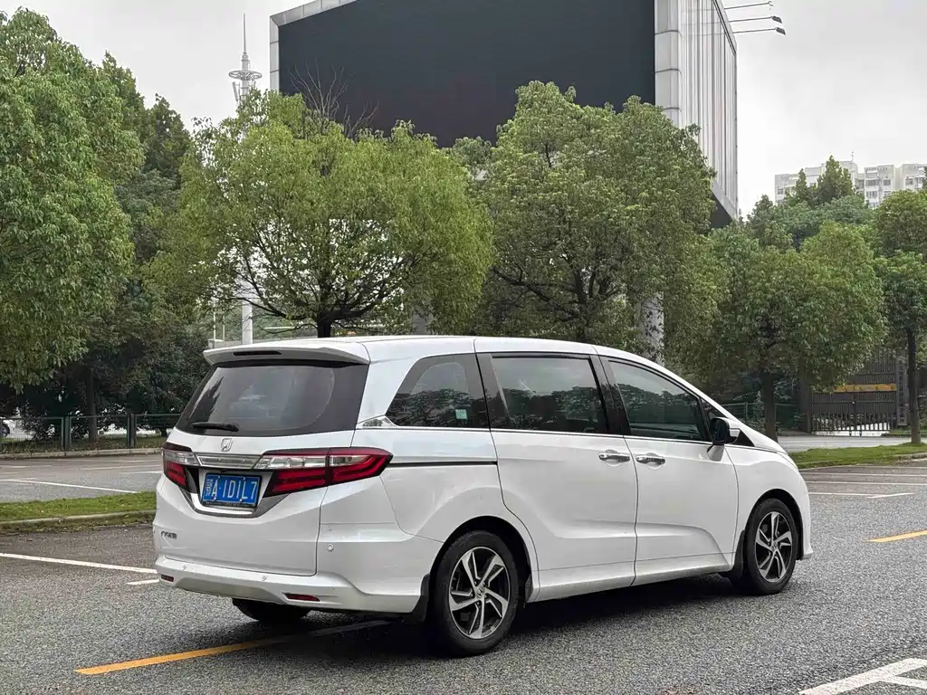 Honda Odyssey — миниатюра 5