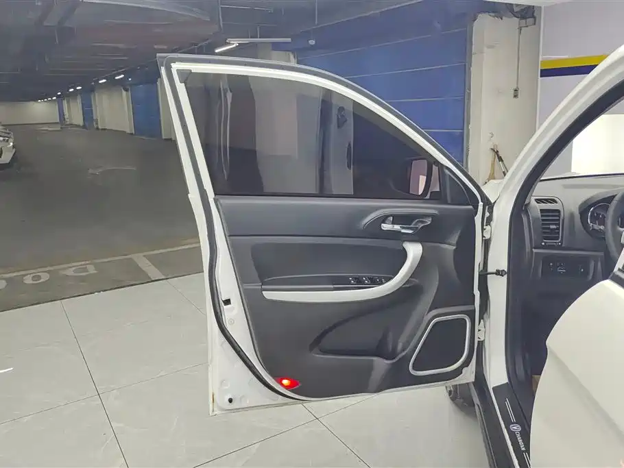 Changan CS35 2016 1.6L MT Luxury IV