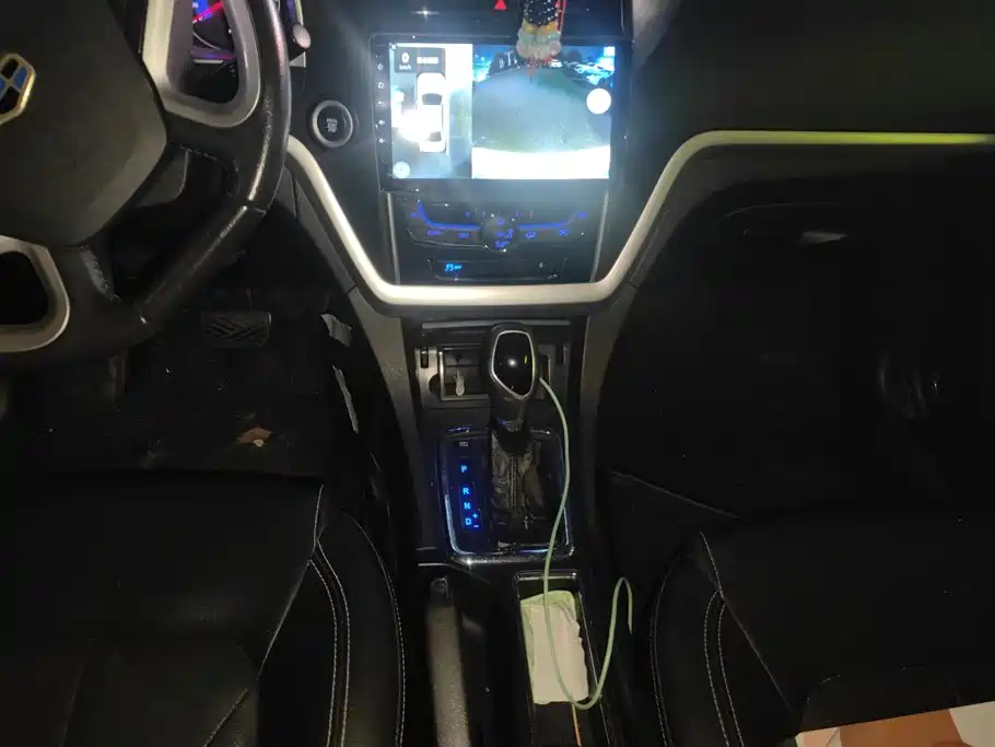 Geely Emgrand — миниатюра 16
