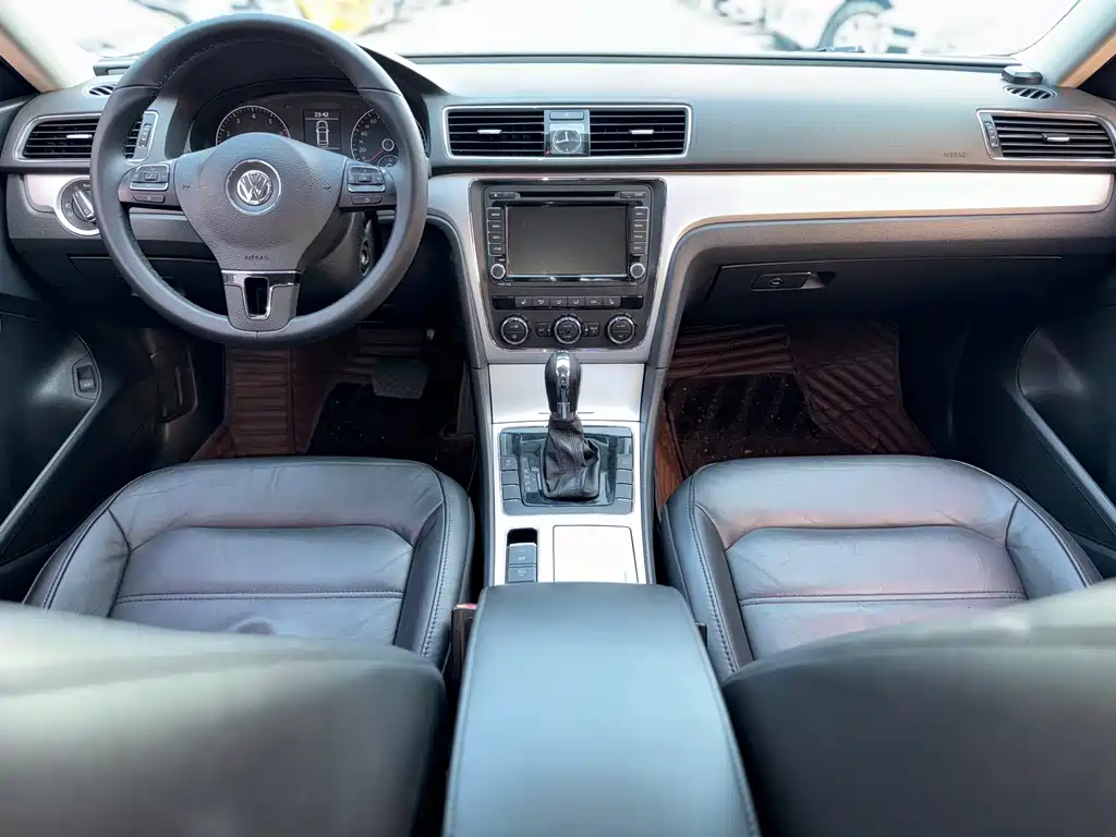Volkswagen Passat — миниатюра 7