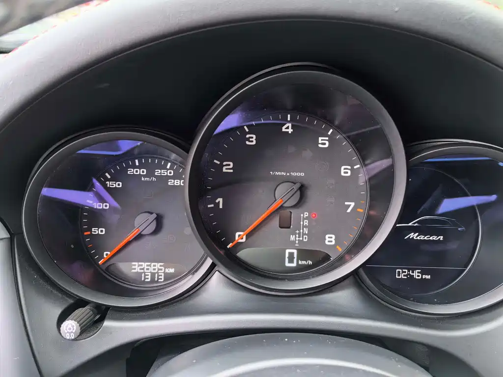 Porsche Macan — миниатюра 11