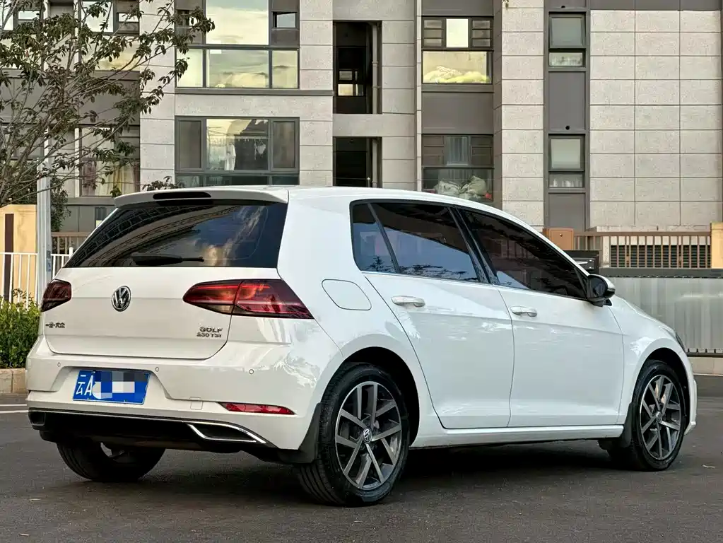 Volkswagen Golf — миниатюра 8