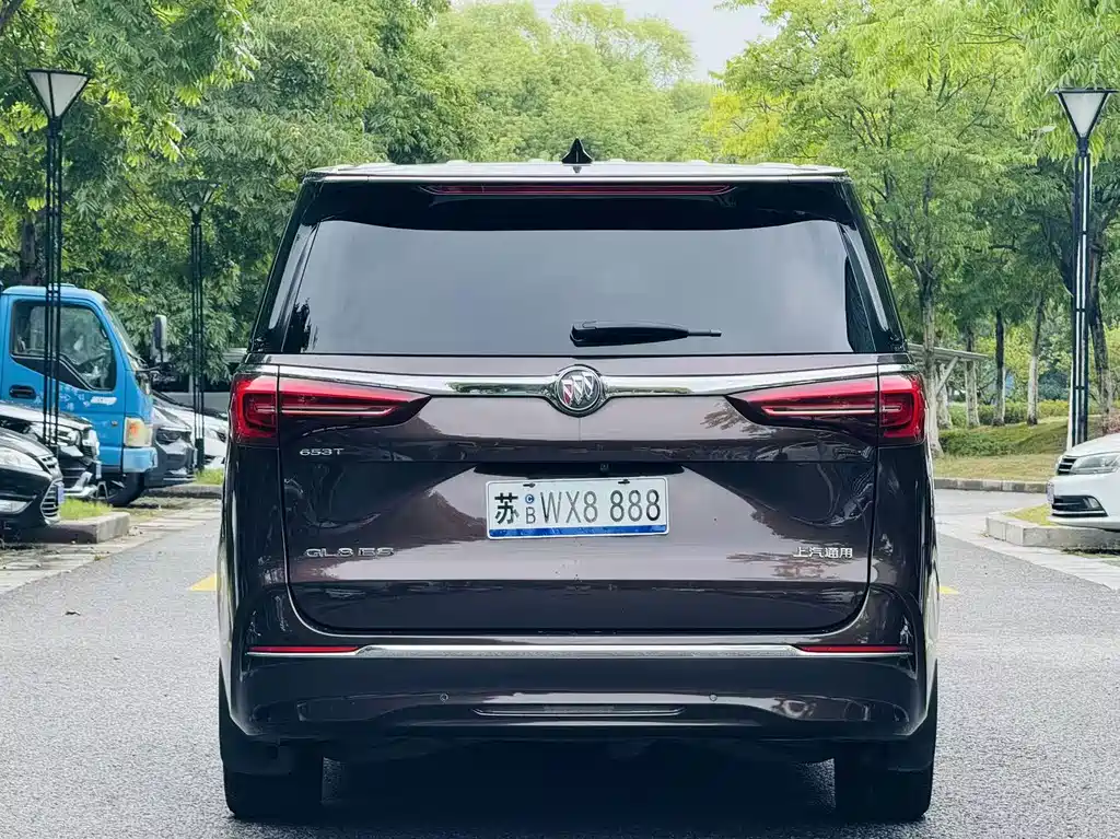 Buick GL8 — миниатюра 5