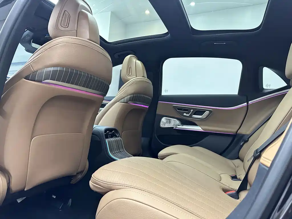Mercedes-Benz E-Class — миниатюра 15
