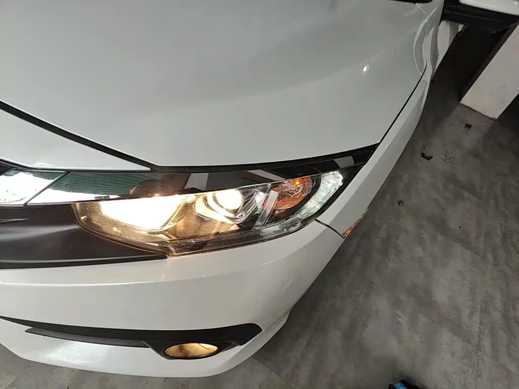 Honda Civic — миниатюра 24