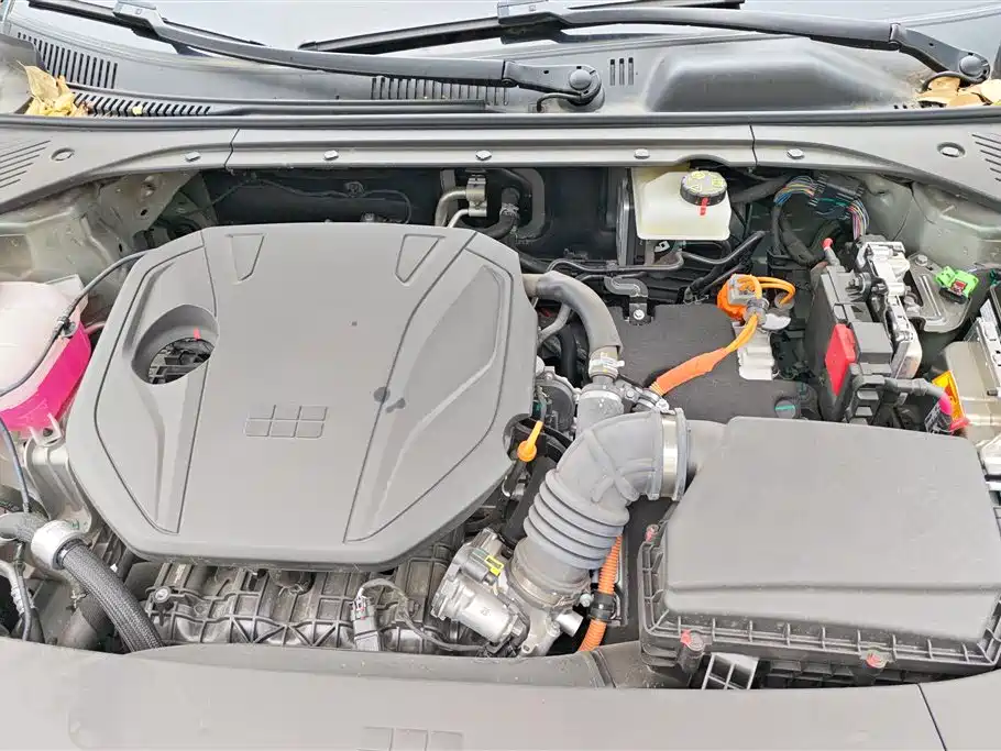 Geely Galaxy Galaxy 8 8 2025 130km EM-i Luxury