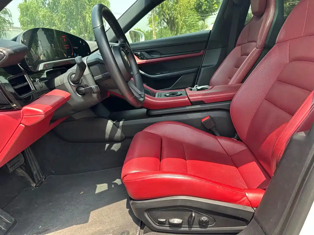 Porsche Taycan — миниатюра 9