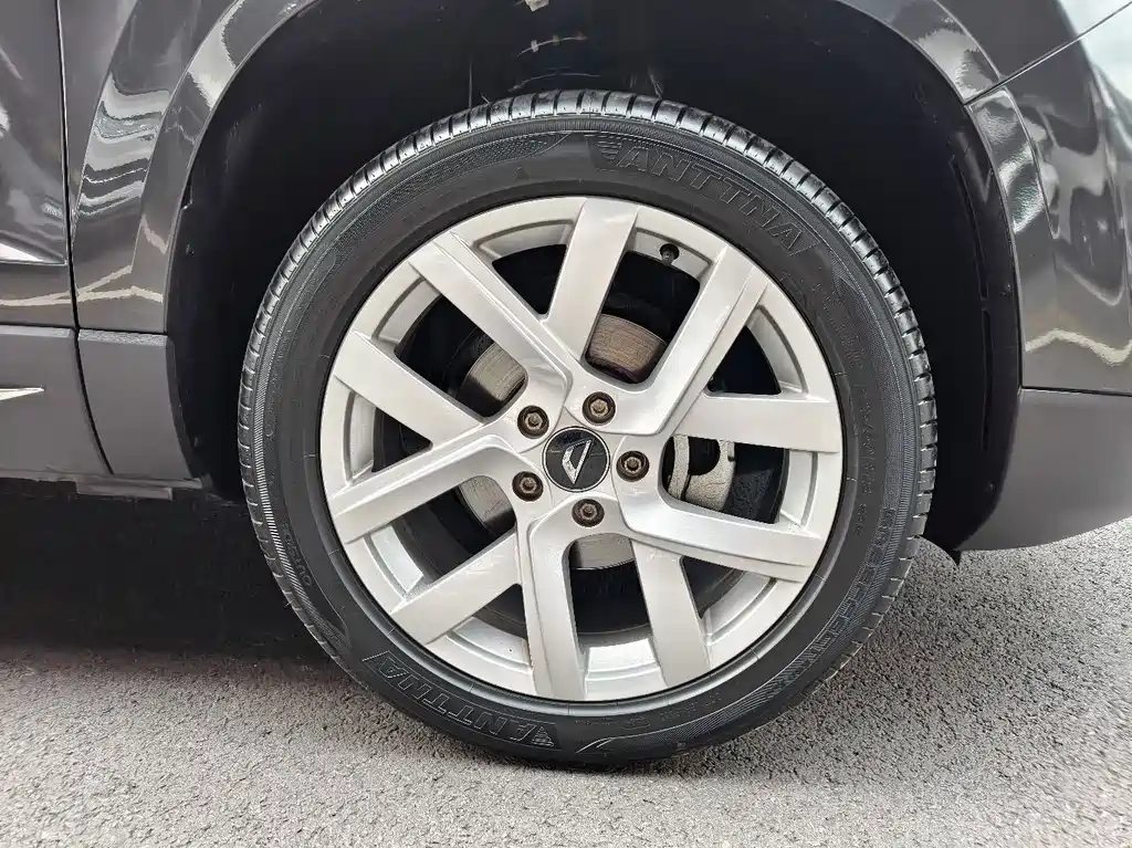 Jetta VS5 - фото 5