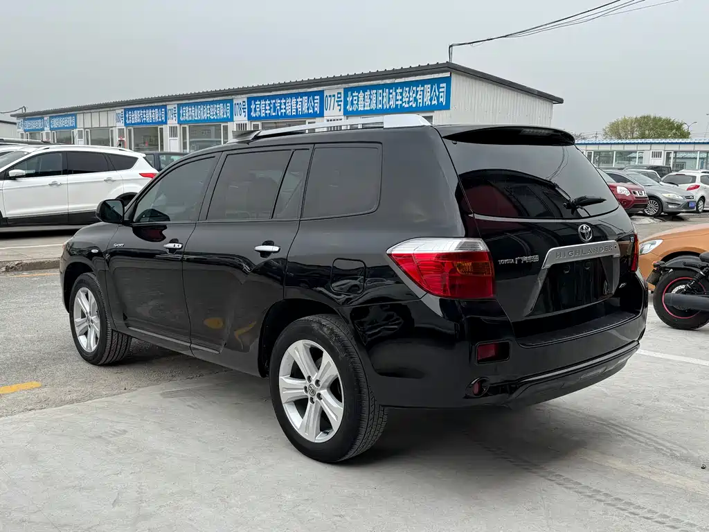 Toyota Highlander 2009 3.5L 7 мест