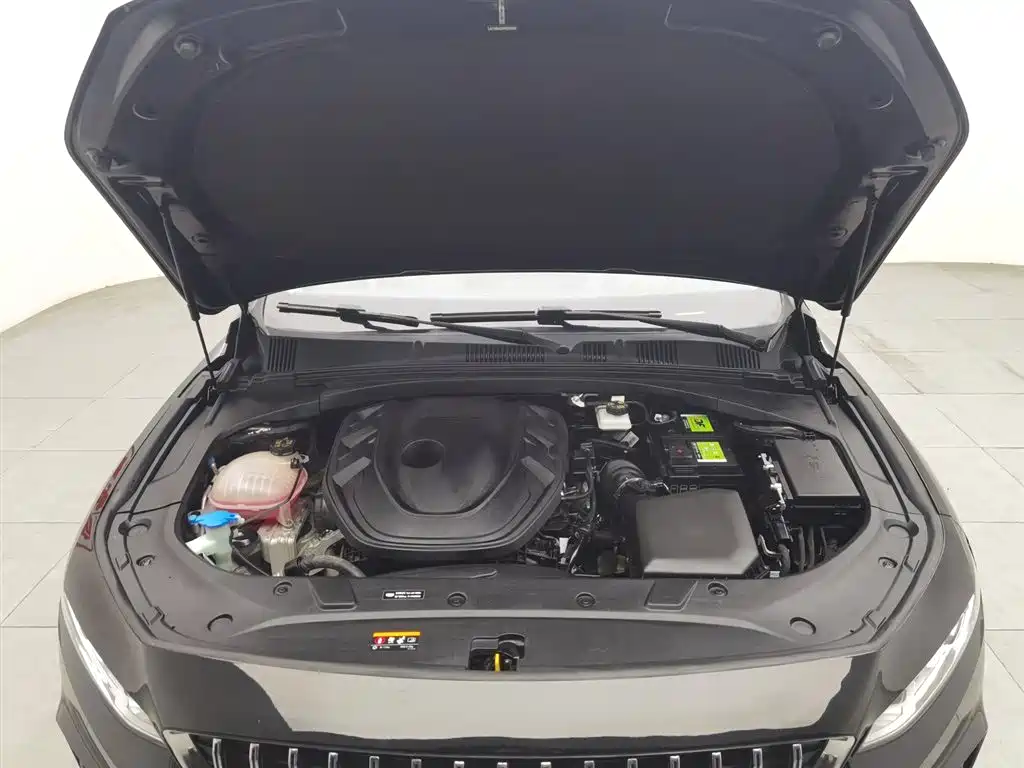 Geely Preface 2023 2.0TD Luxury
