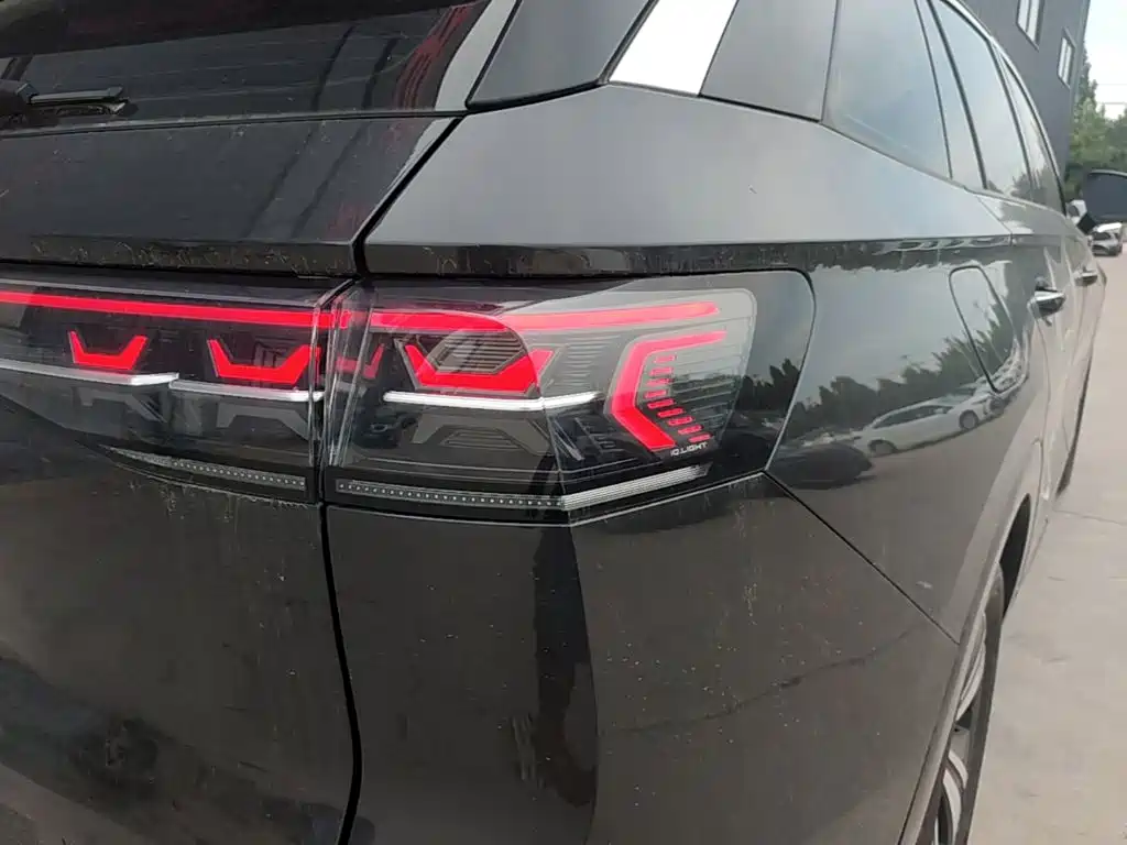 Volkswagen Tavendor 2023 380TSI R-Line