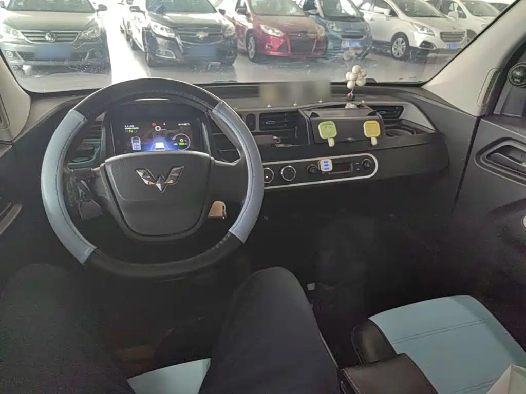 Wuling MINIEV — миниатюра 10