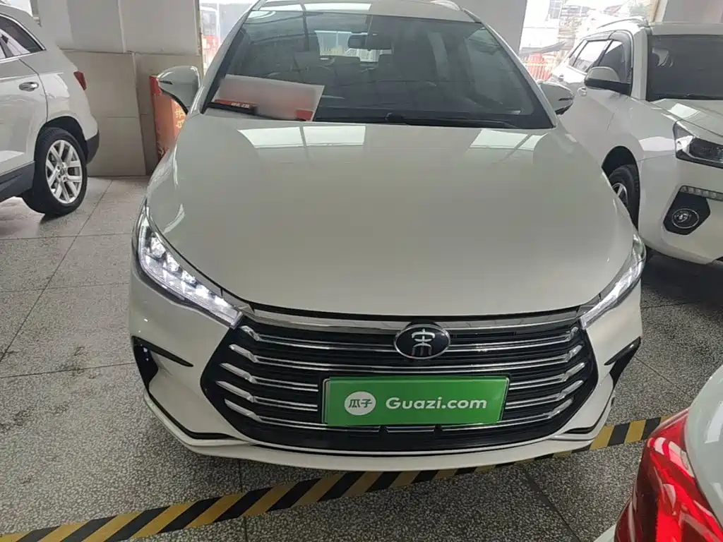 BYD MAX New Energy — миниатюра 3