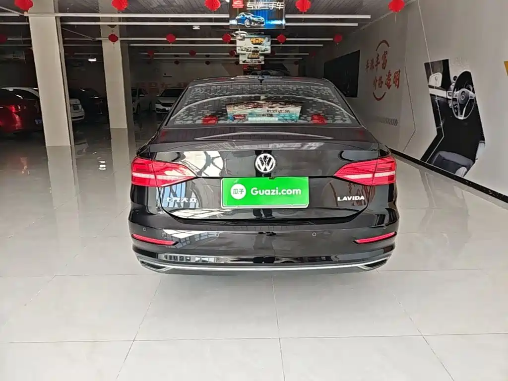 Volkswagen Lavida — миниатюра 6