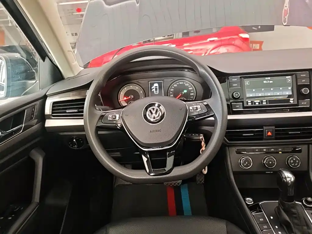 Volkswagen Lavida — миниатюра 11
