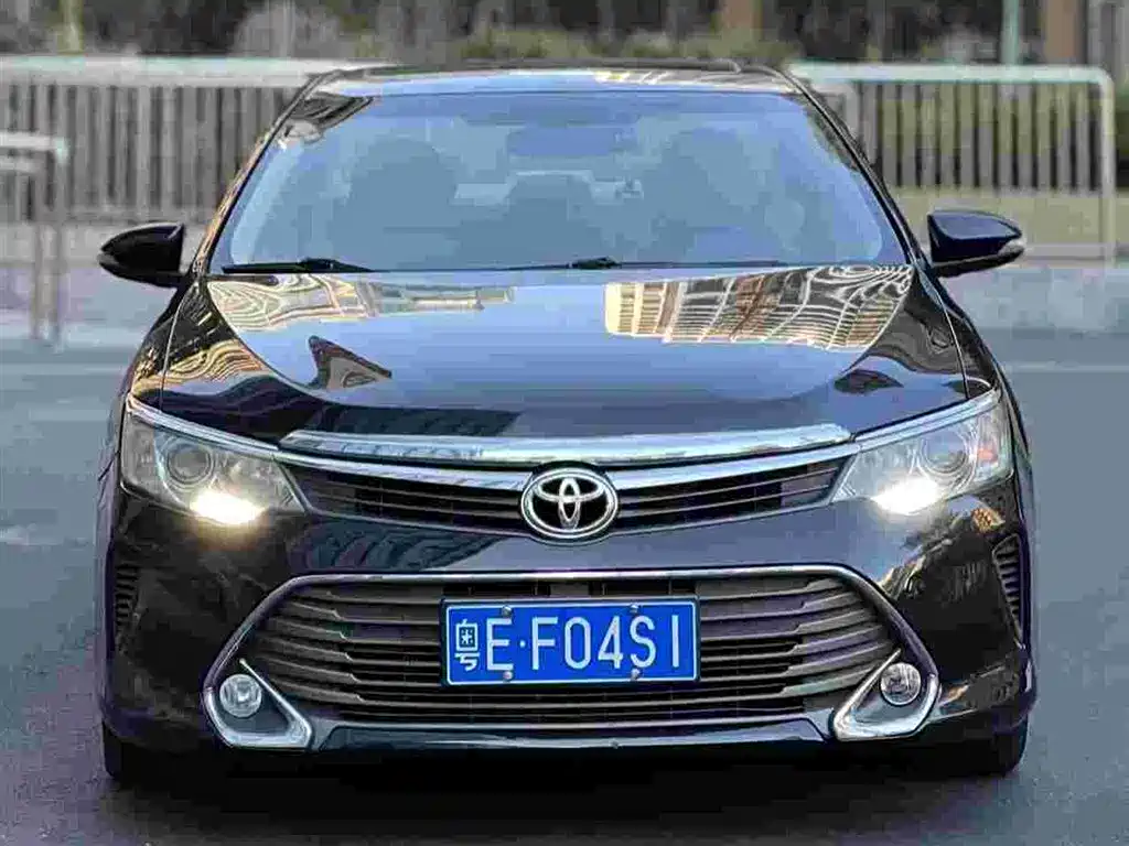 Toyota Camry 2015