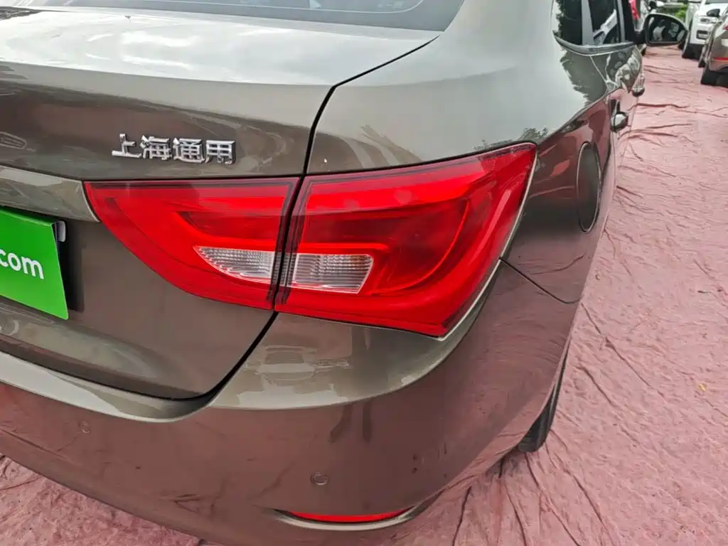 Buick Excelle — миниатюра 8