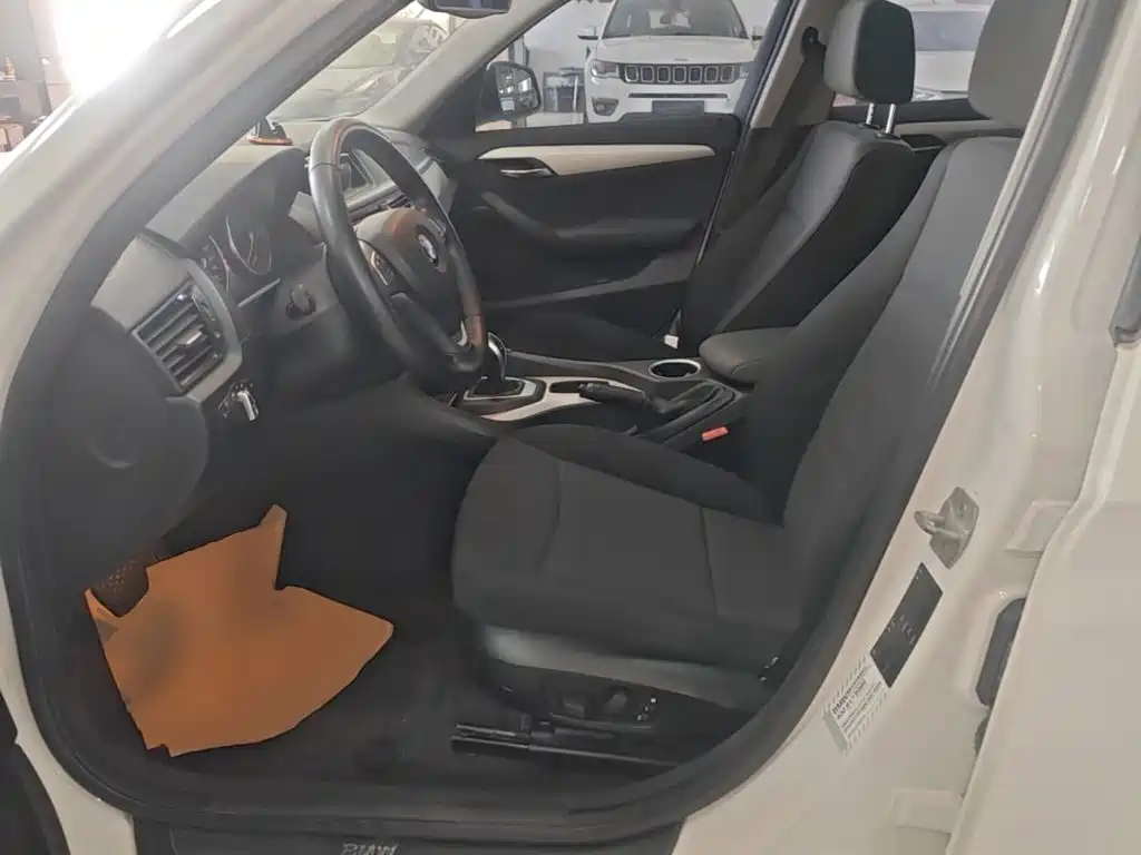 BMW X1 — миниатюра 15