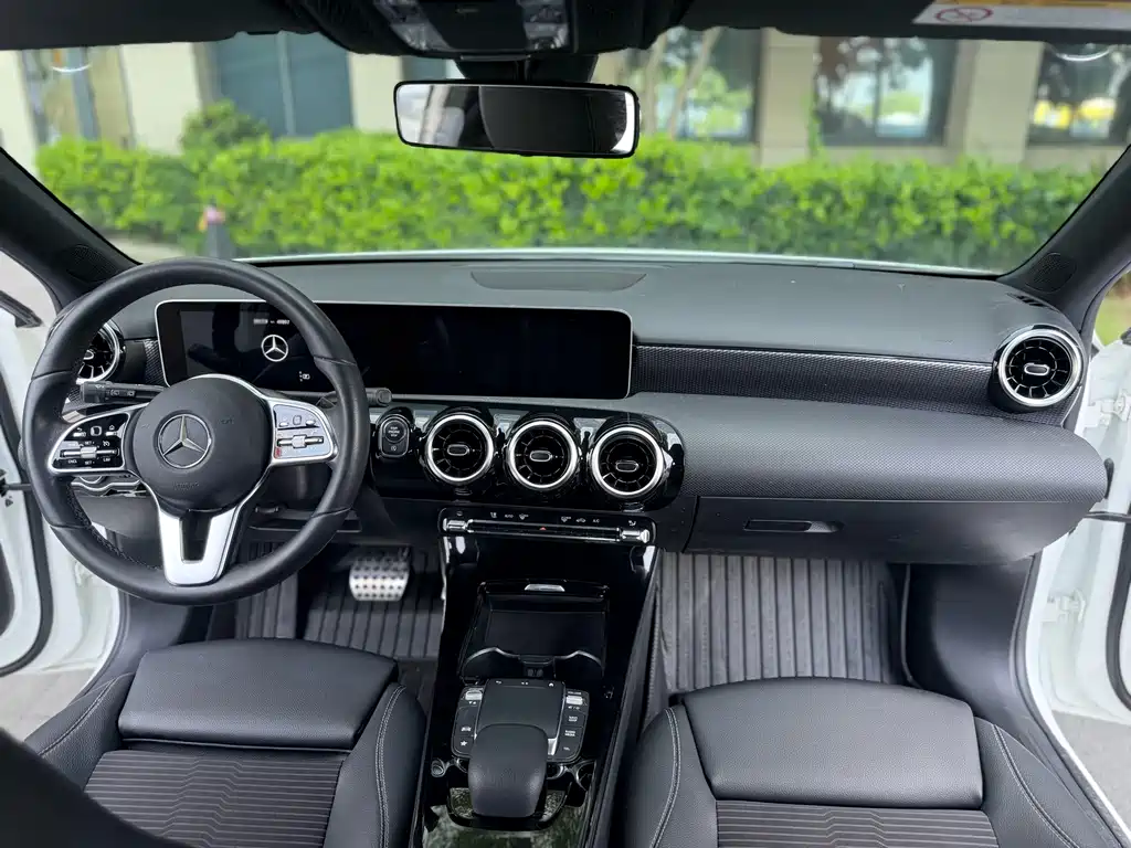 Mercedes-Benz A-Class (Import) — миниатюра 5