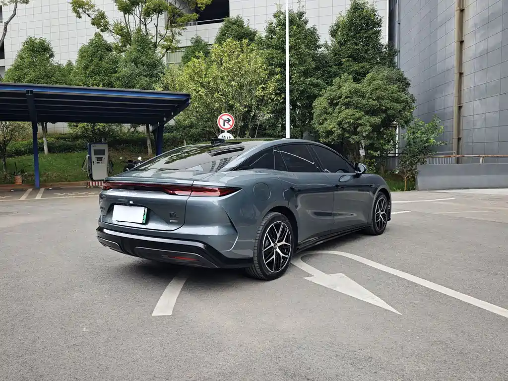 BYD Han L — миниатюра 6