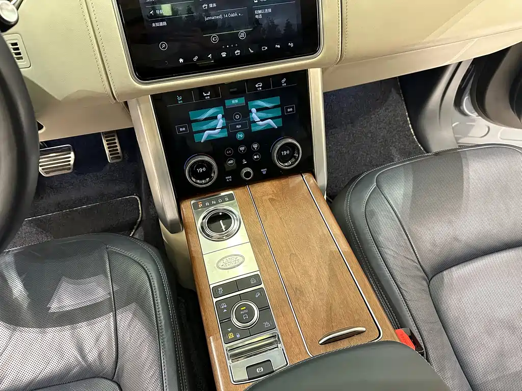 Land Rover Range Rover — миниатюра 21
