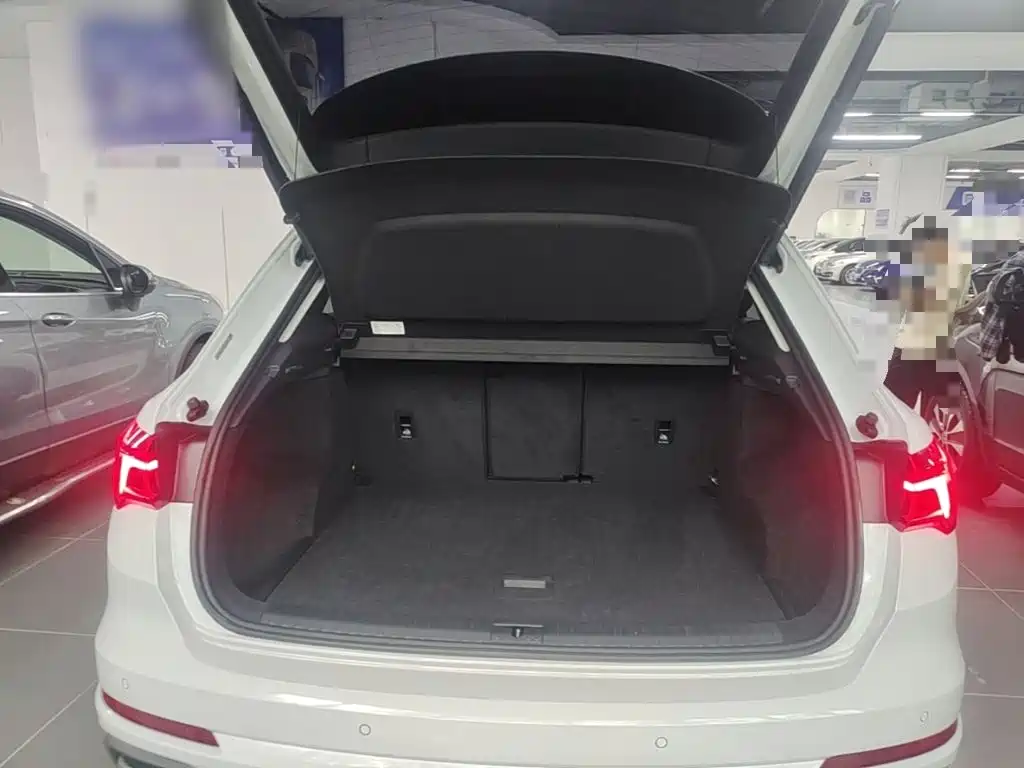 Audi Q3 — миниатюра 19