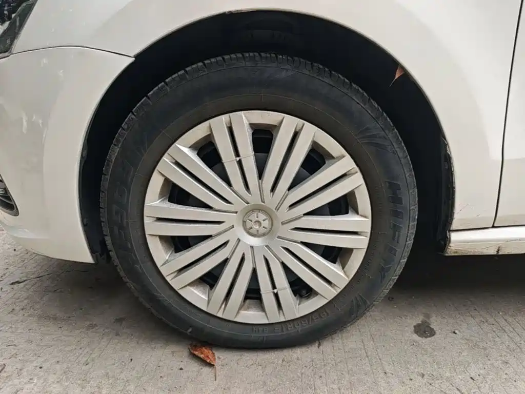 Volkswagen Polo — миниатюра 23