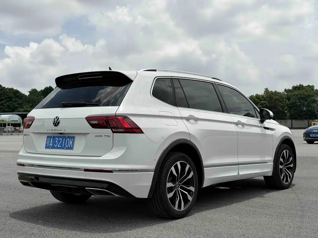 Volkswagen Tiguan L L 2021 330TSI AT R-Line