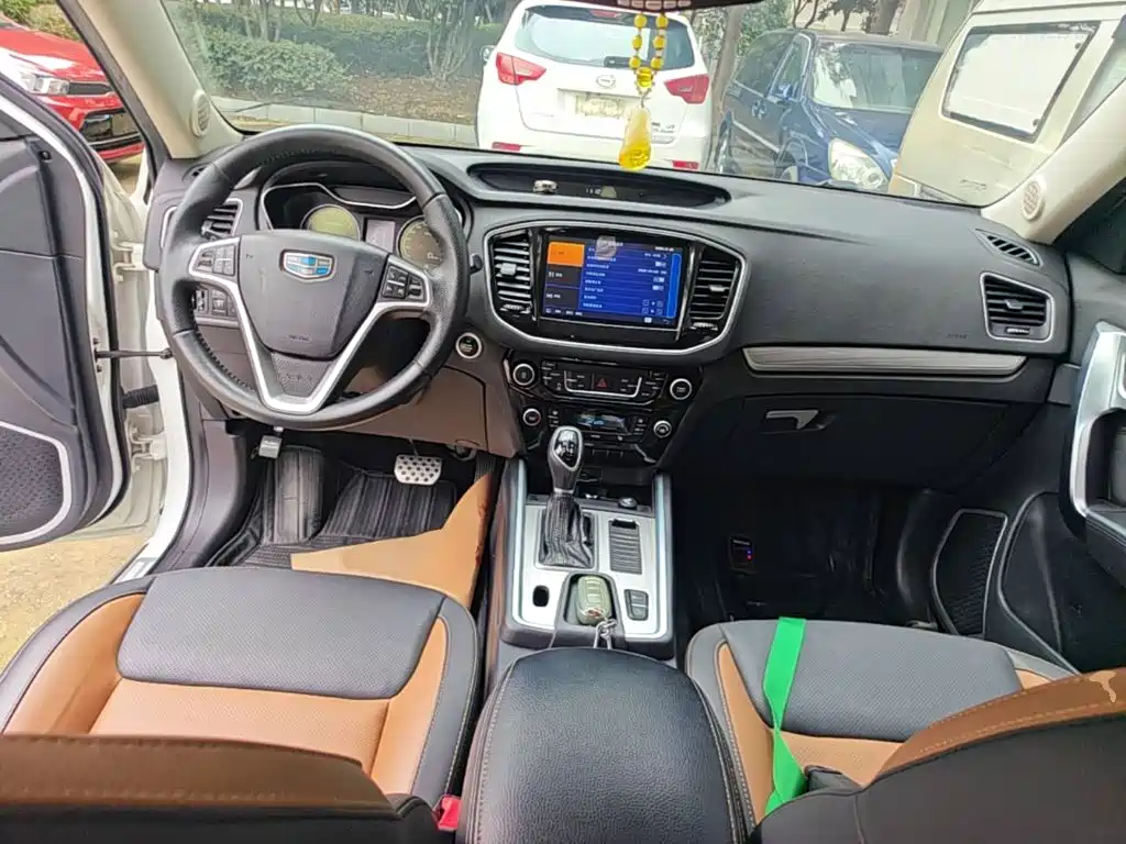 Geely Vision X6 — миниатюра 10