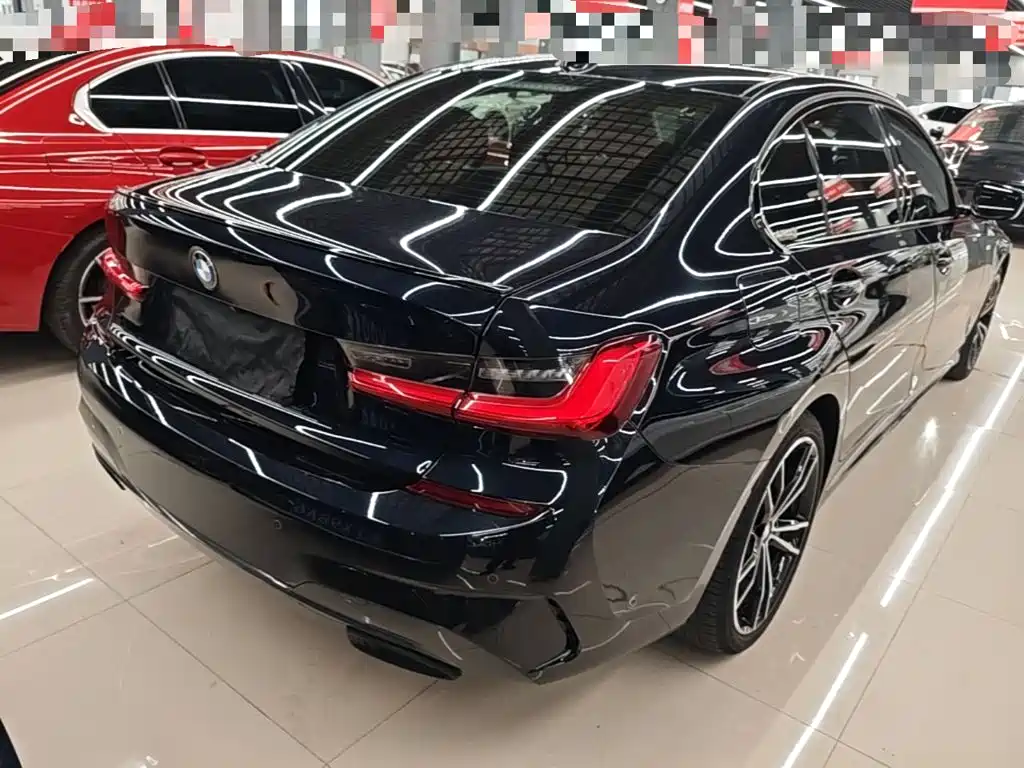 BMW 3 Series — миниатюра 7