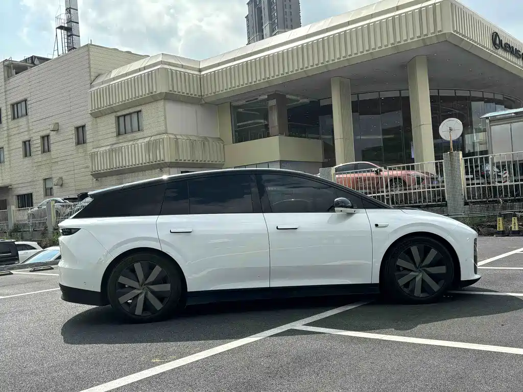 Li Auto Li i6 — миниатюра 6