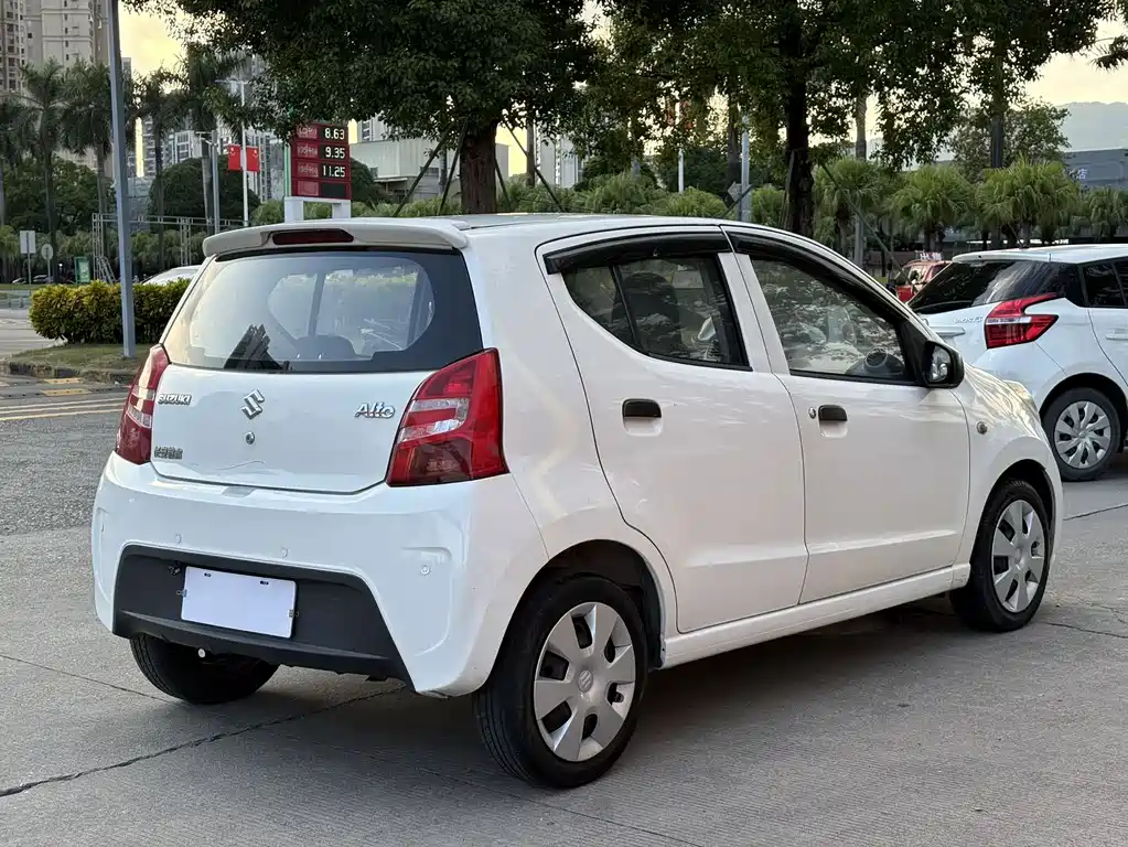 Suzuki Alto — миниатюра 8