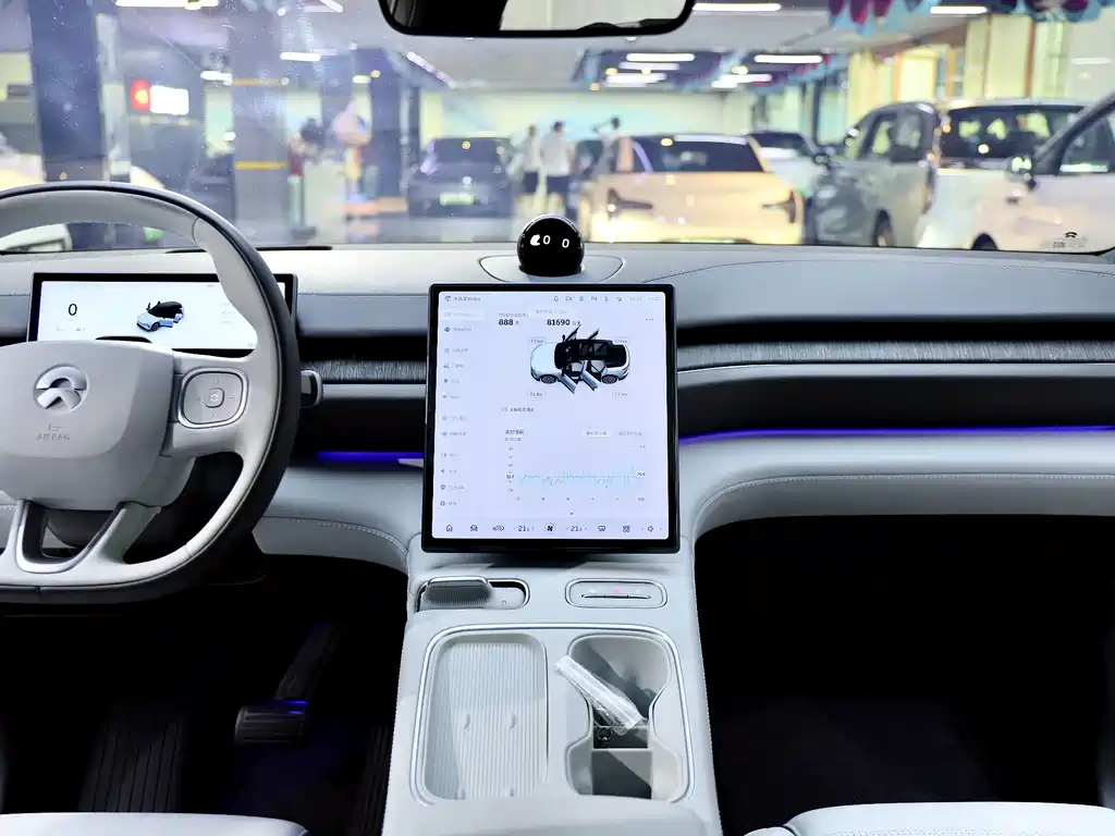 NIO ES6 — миниатюра 13