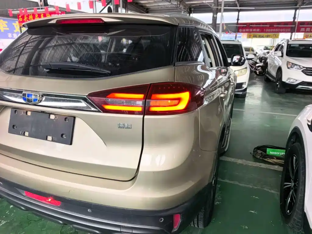 Geely Boyue — миниатюра 8