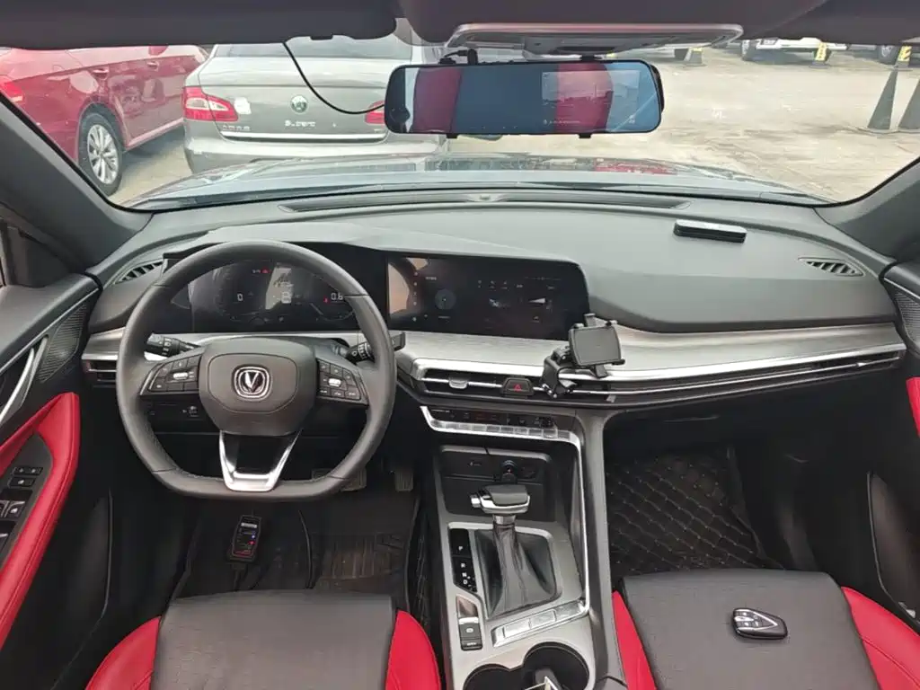 Changan CS35PLUS CS35 PLUS 2022 NE 1.4T DCT Luxury